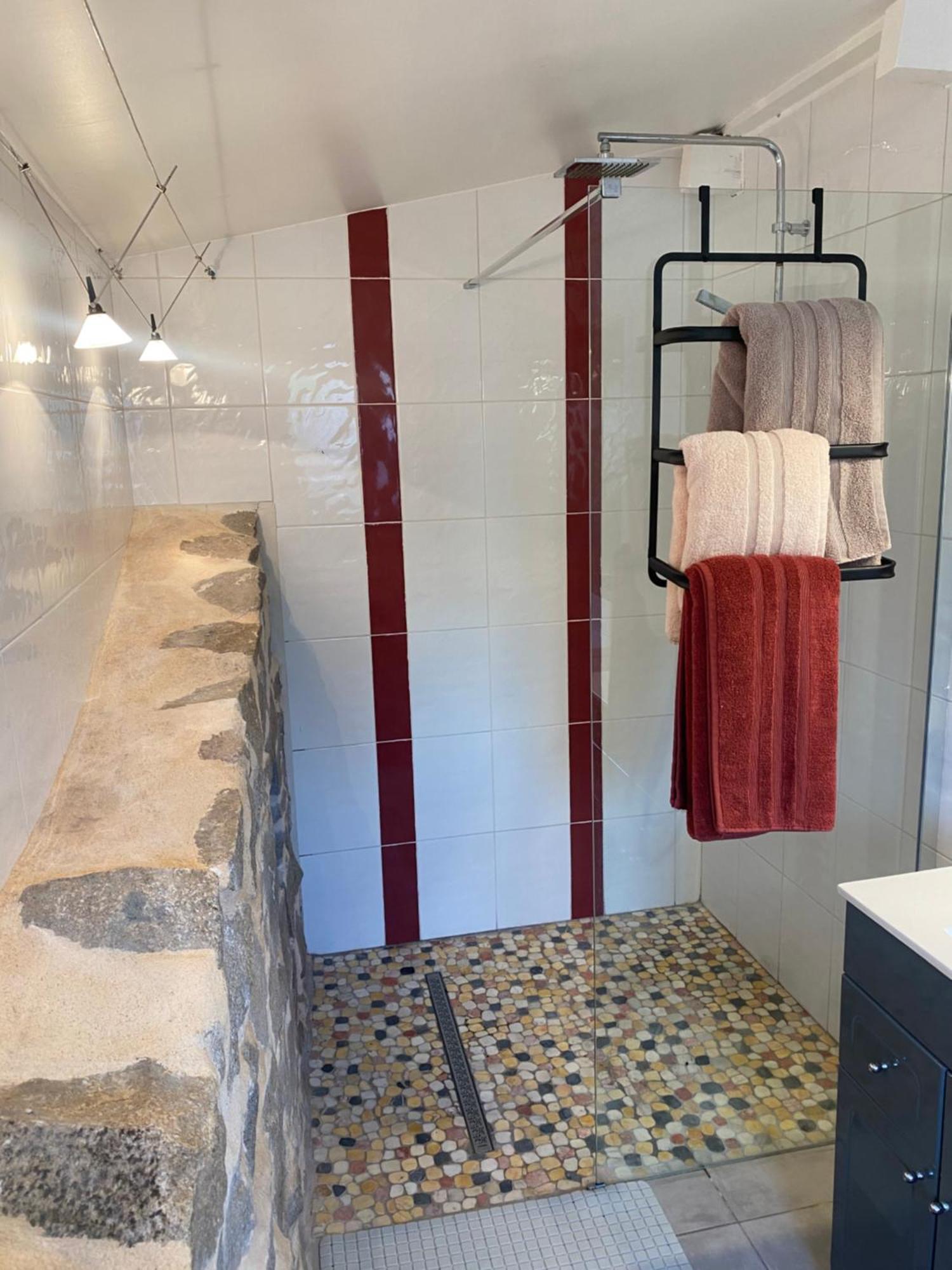 Proche Ajaccio Maisonnette Independante 4 Personnes Au Calme Alata Exterior foto